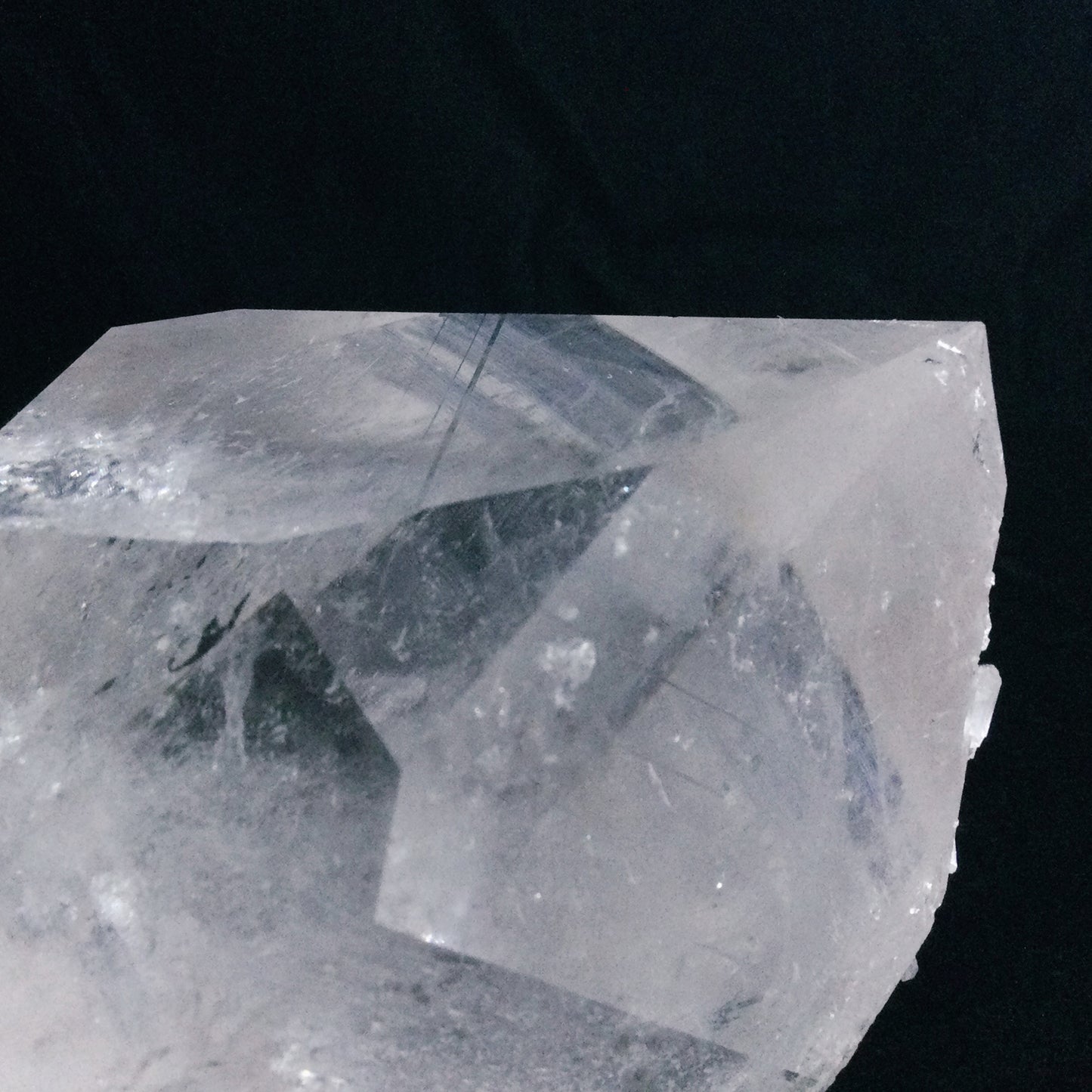 UNQ-1001 (Very Rare Manifestation Crystal)