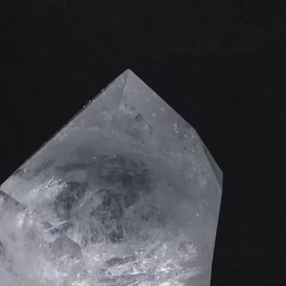 UNQ-1001 (Very Rare Manifestation Crystal)