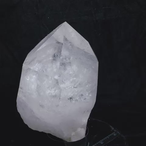 UNQ-1001 (Very Rare Manifestation Crystal)